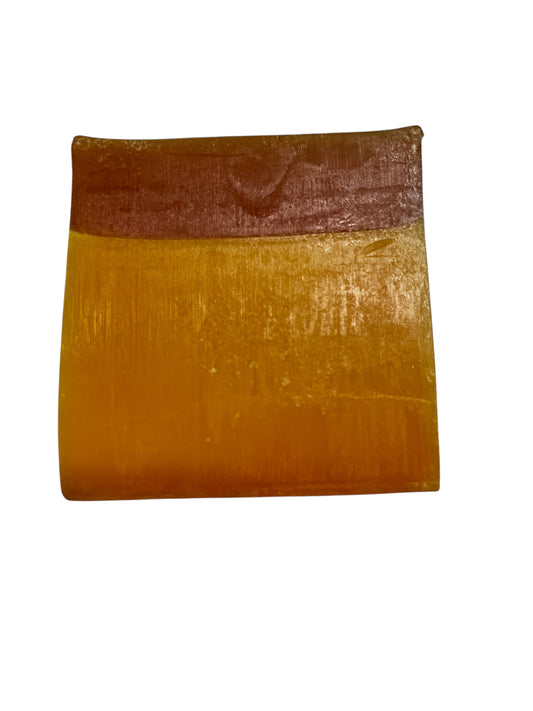 ‘NOT A STAIN ON ME’ Glycerin & Turmeric Bar