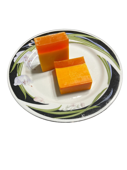 ‘NOT A STAIN ON ME’ Glycerin & Turmeric Bar